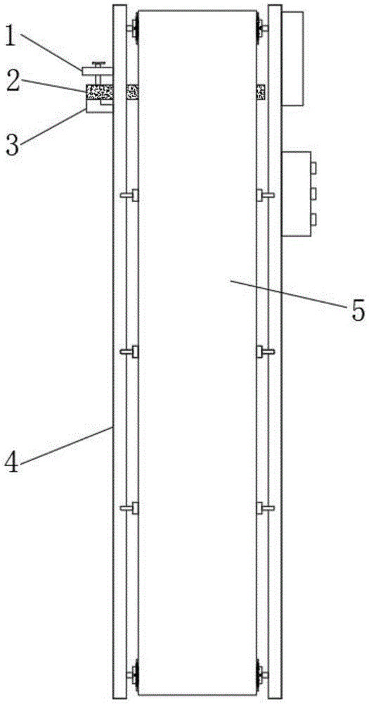 帶有防脫結(jié)構(gòu)的帶式輸送機(jī)