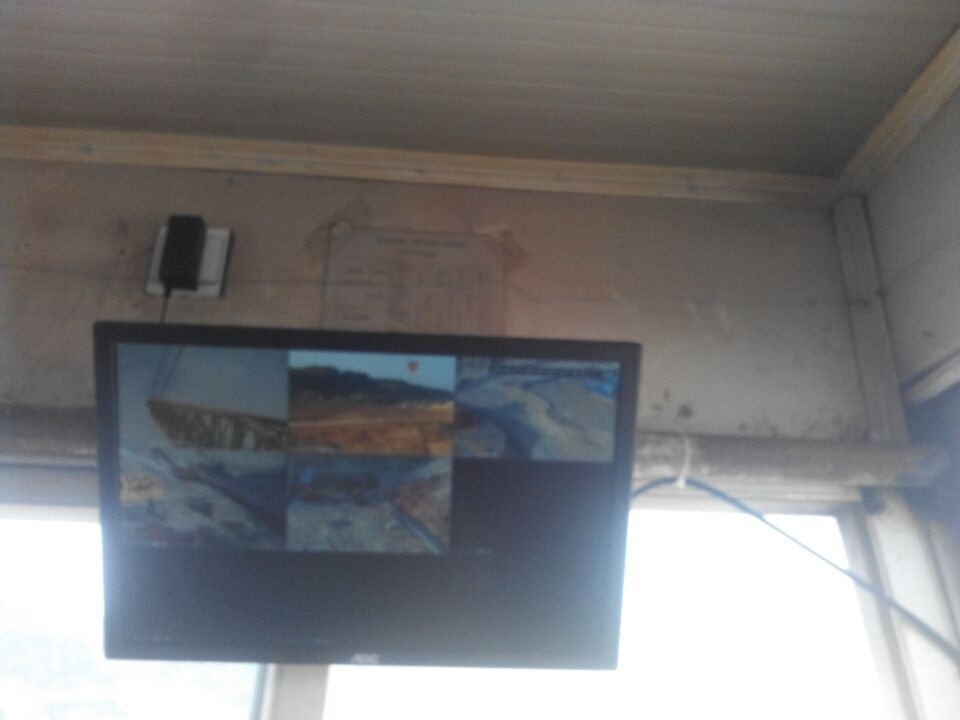 安裝門(mén)座式起重機(jī)械設(shè)備監(jiān)控系統(tǒng)圖二